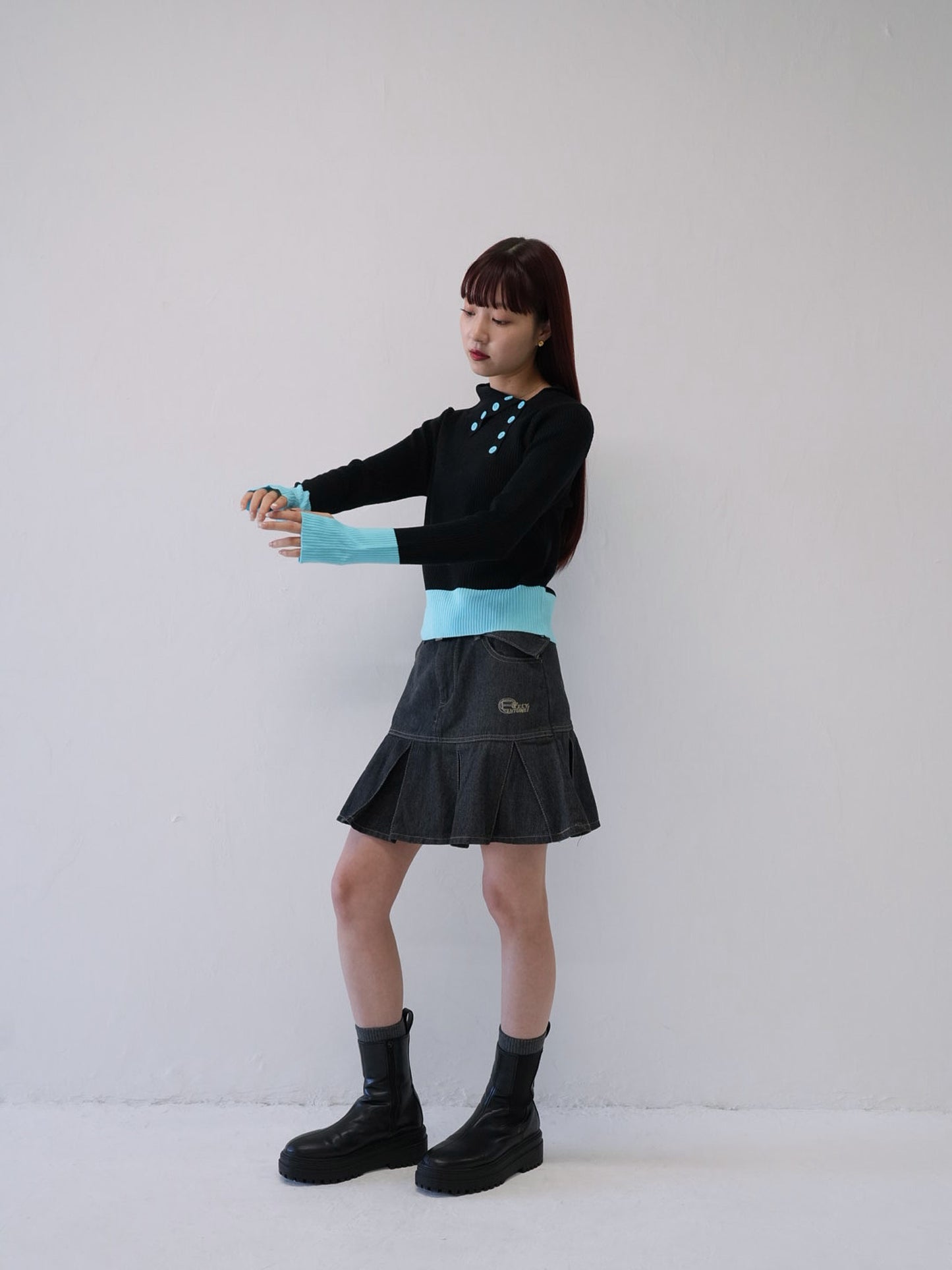 asymmetric collar rib tops