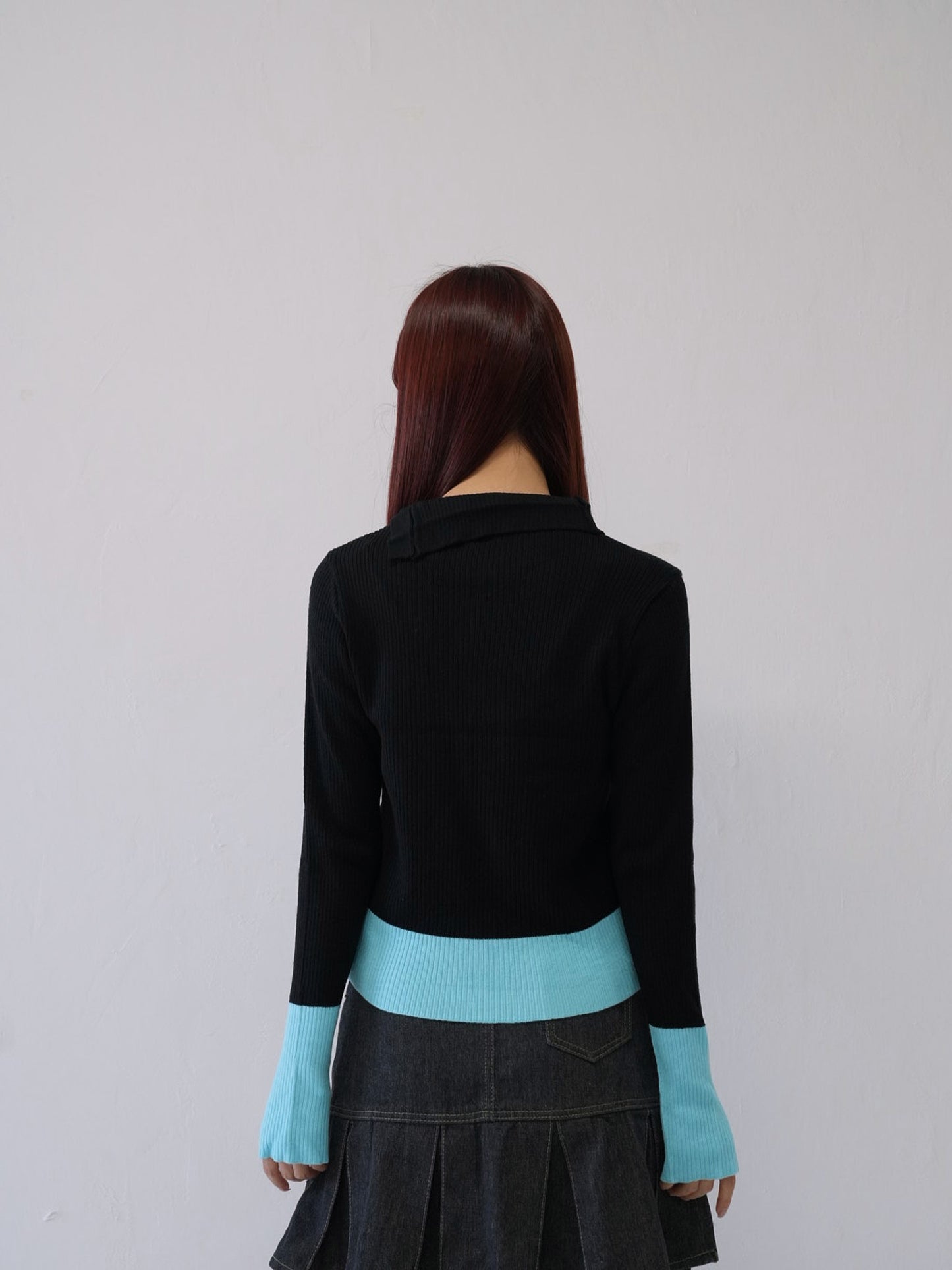 asymmetric collar rib tops