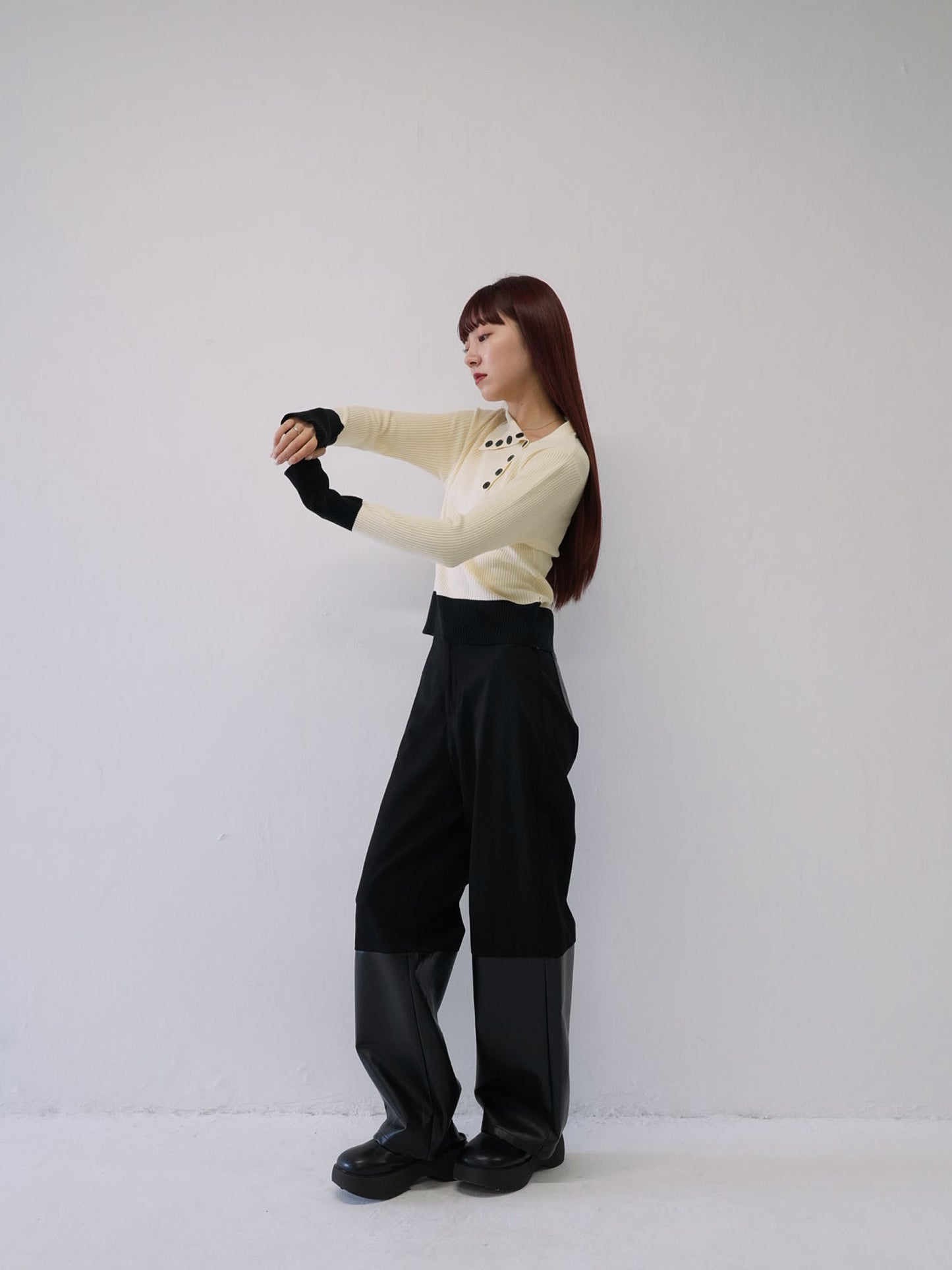 asymmetric collar rib tops