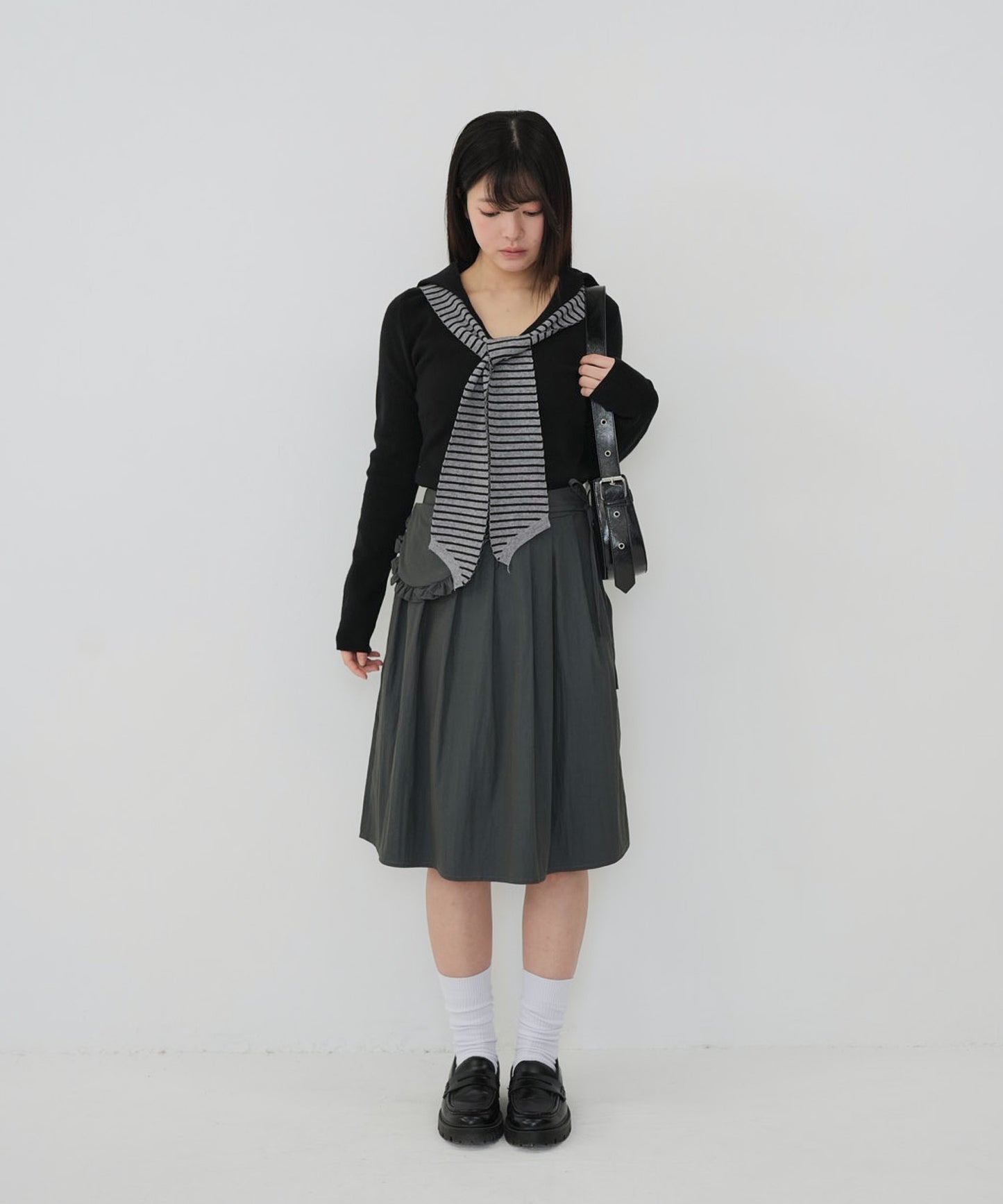 separate pocket design skirt