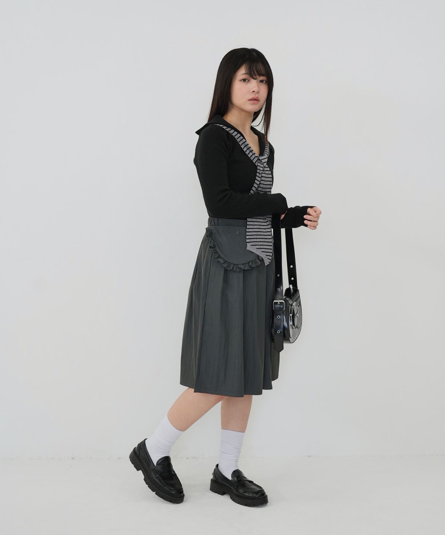 separate pocket design skirt