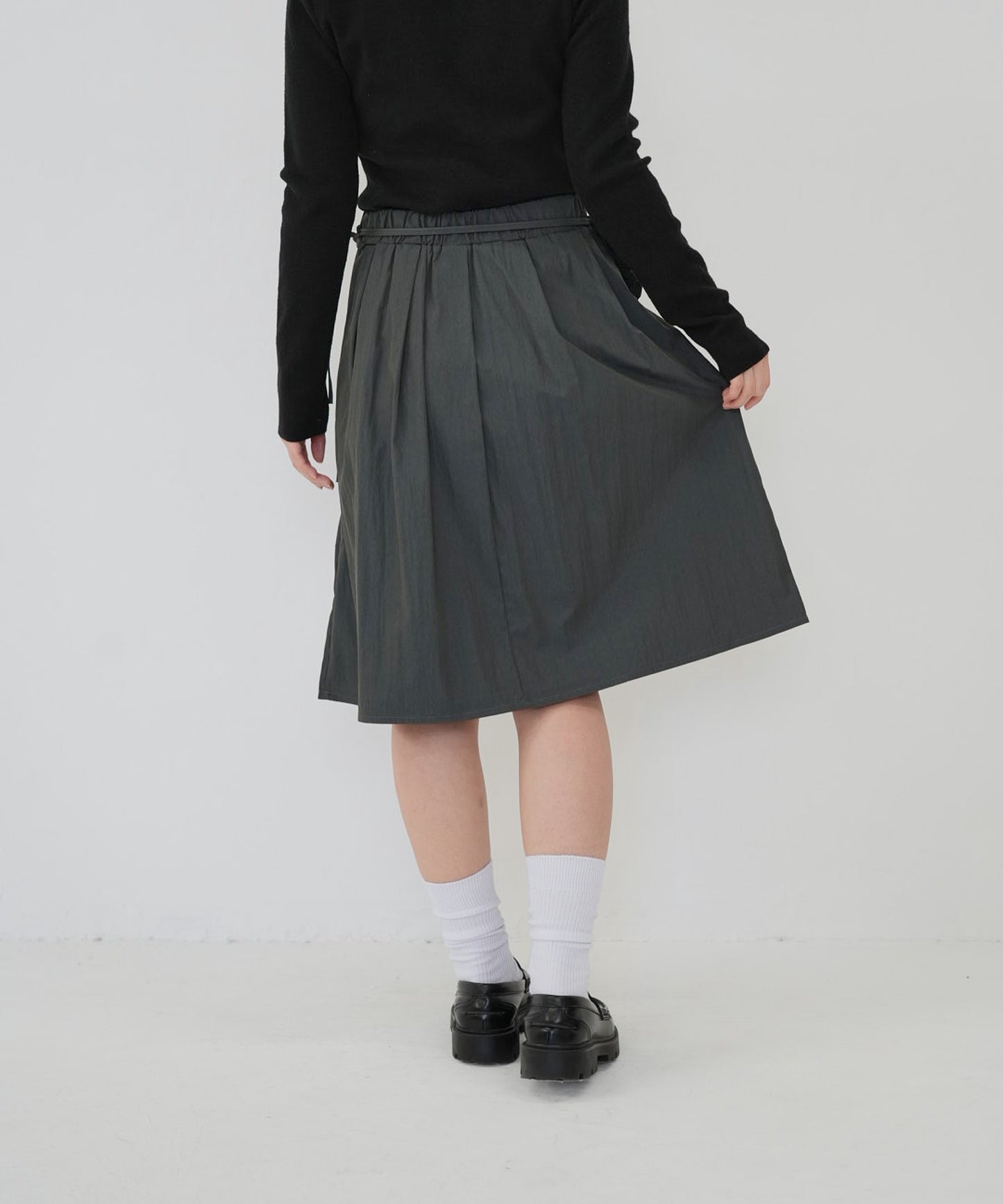 separate pocket design skirt