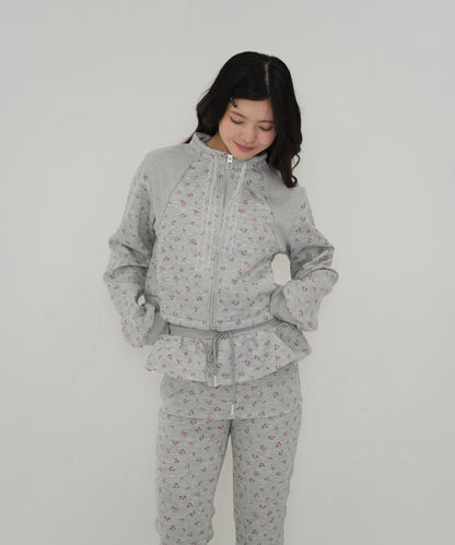 petit flower layered setup