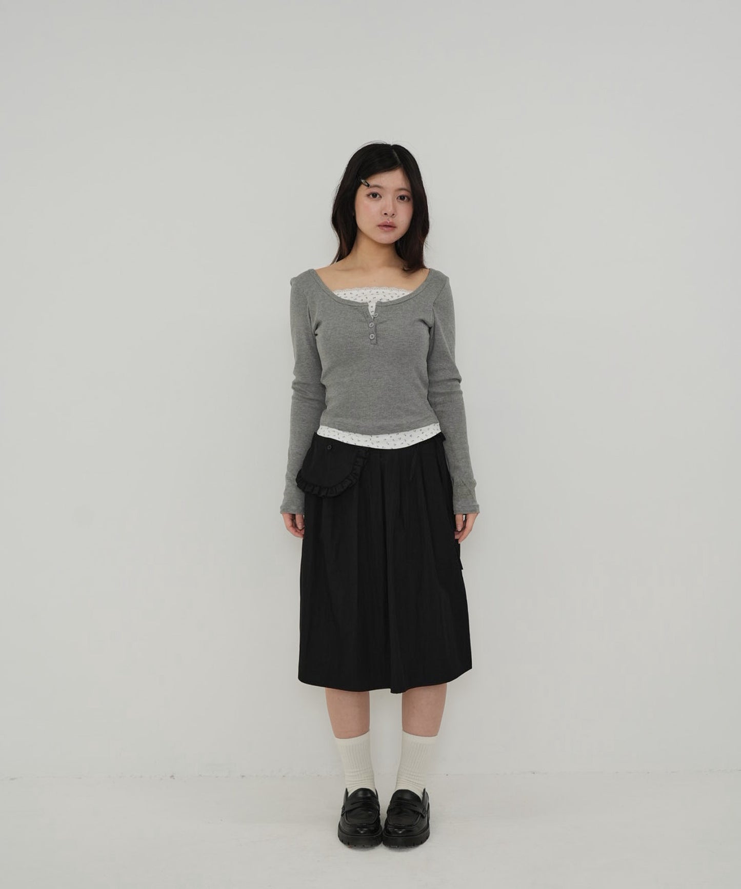 separate pocket design skirt