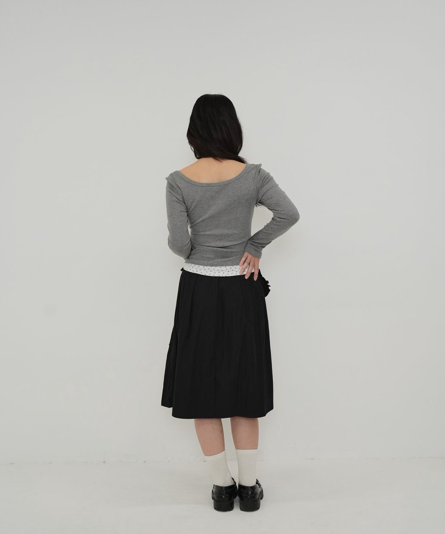 separate pocket design skirt