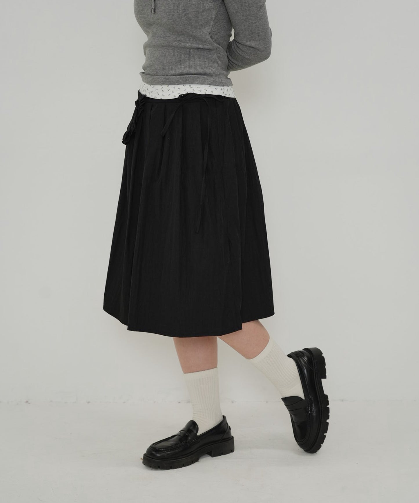 separate pocket design skirt